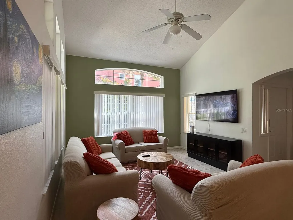 1013 Park Ridge Circle Kissimmee FL 34746
