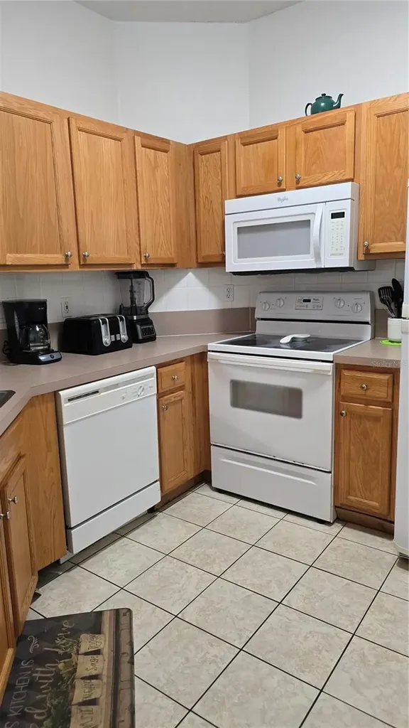 1013 Park Ridge Circle Kissimmee FL 34746