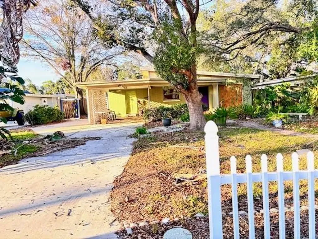 4811 W San Rafael Street Tampa FL 33629