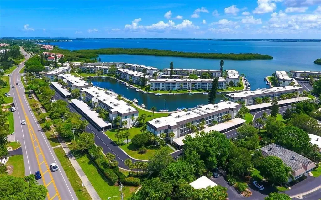 4320 Falmouth Drive Longboat Key FL 34228
