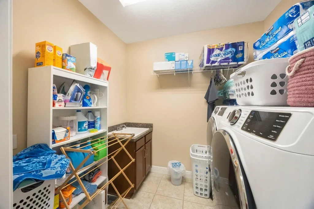 2564 Grand Cypress Boulevard Palm Harbor FL 34684