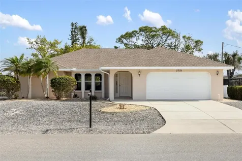 2721 12th Street Englewood FL 34224