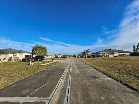 4294 Oak Terrace Circle Port Charlotte FL 33953