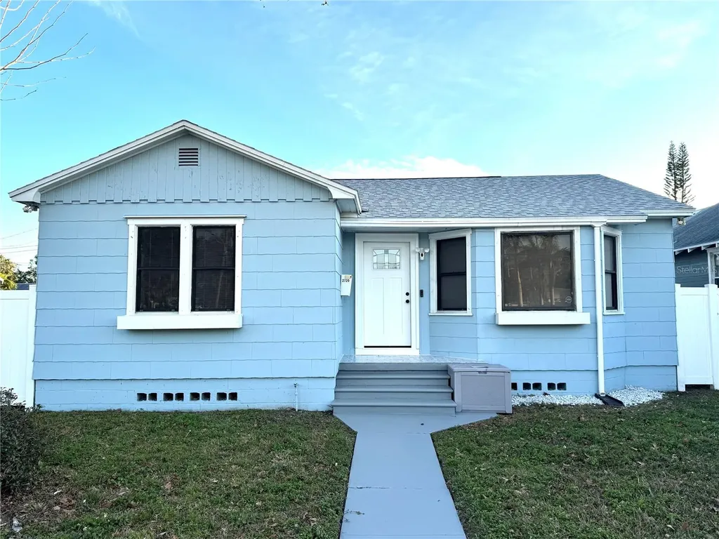 2720 9th Avenue N St Petersburg FL 33713
