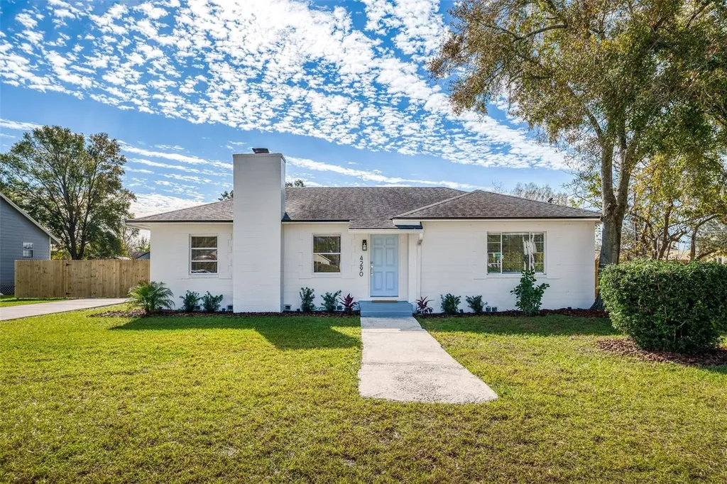 4290 Minoso Street Orlando FL 32811