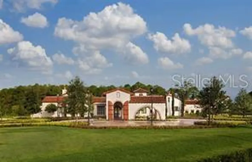 10300 Winter Sparkle Circle Golden Oak FL 32836