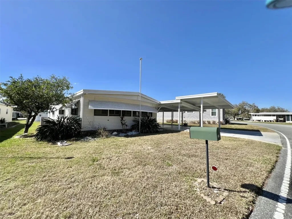 149 Royal Palm Drive Leesburg FL 34748