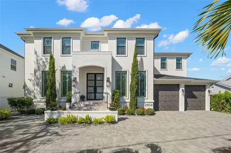 2502 S Dundee Street Tampa FL 33629