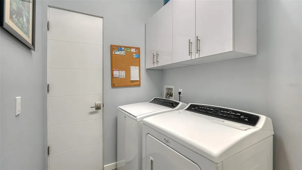 2434 Wood Street Sarasota FL 34237