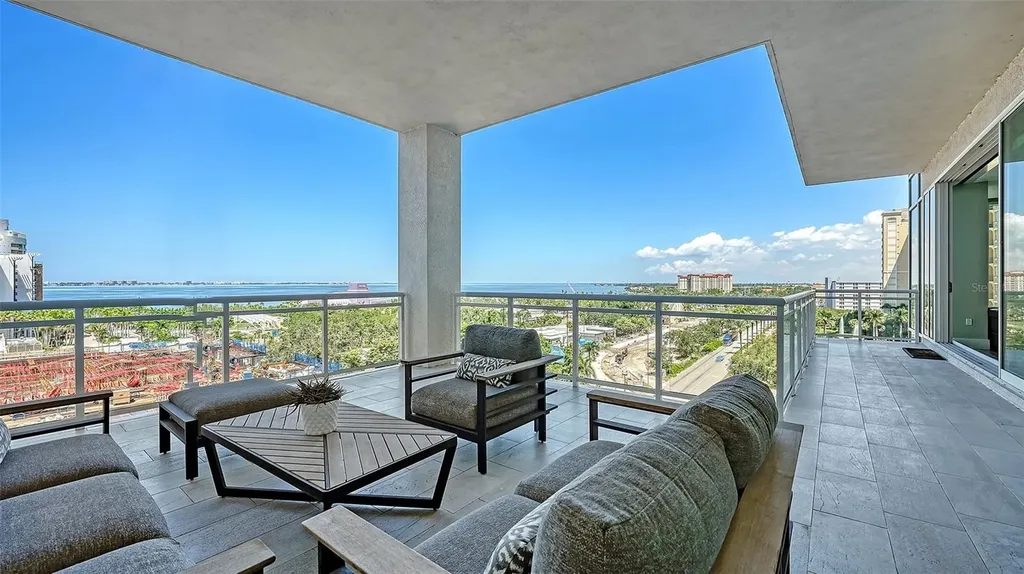 540 N Tamiami Trail Sarasota FL 34236