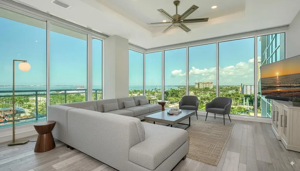 540 N Tamiami Trail Sarasota FL 34236