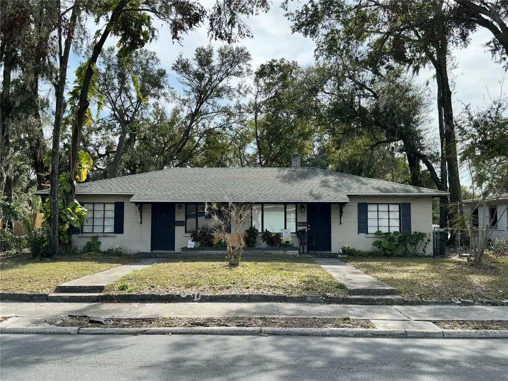 208 Ariana Street Lakeland FL 33803