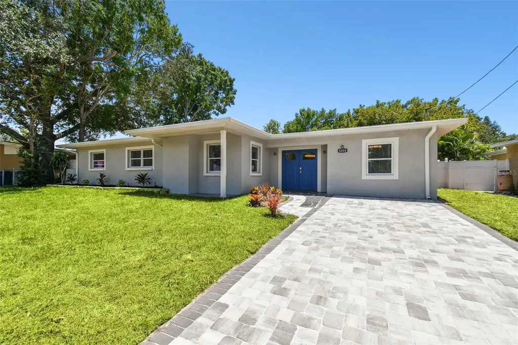 4004 W Coachman Avenue Tampa FL 33611