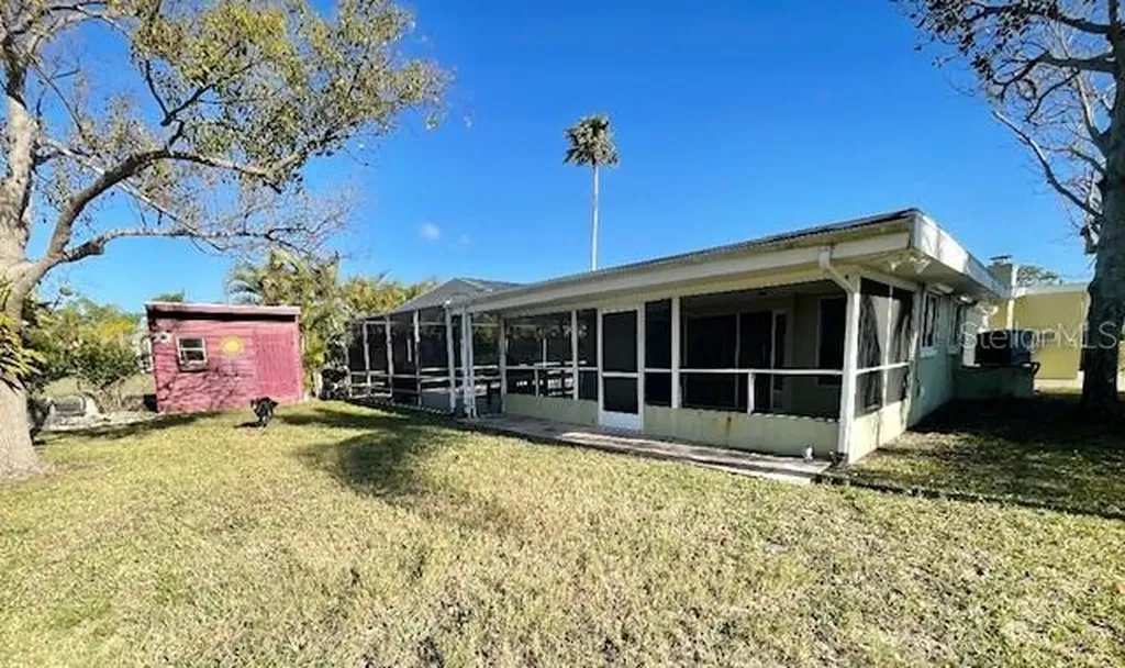 1624 Sea Breeze Drive Tarpon Springs FL 34689