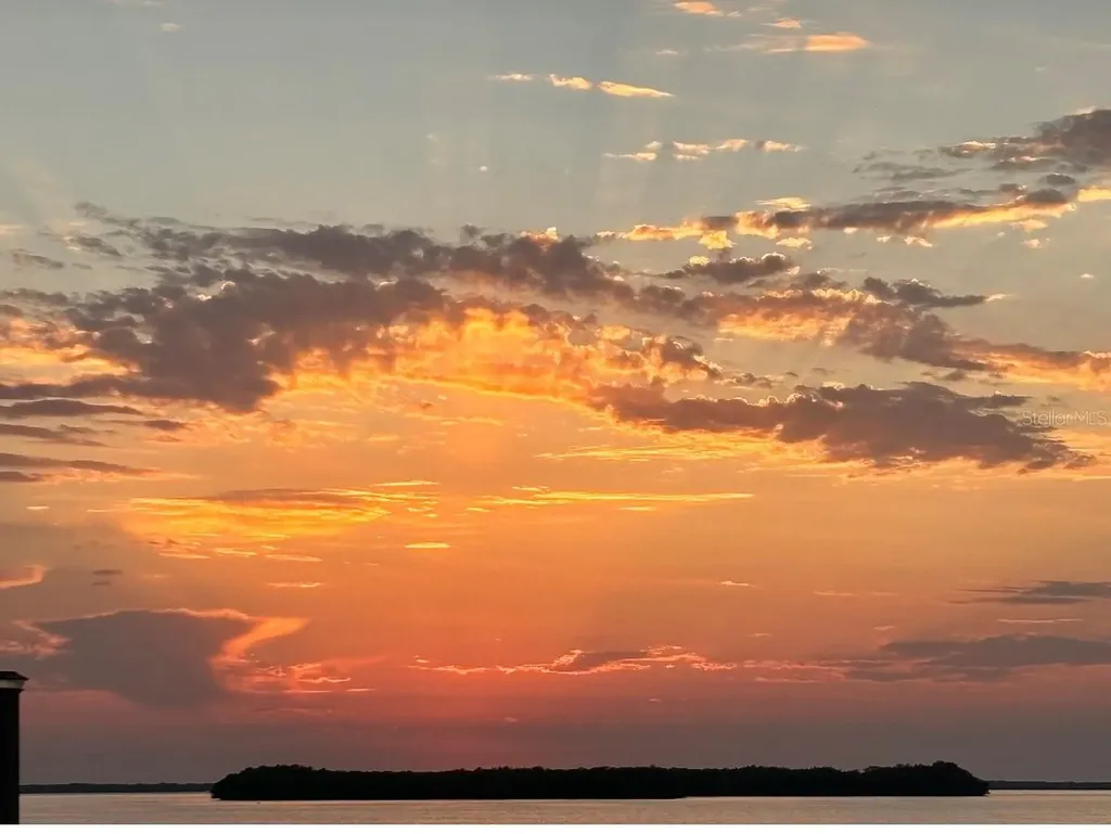 1624 Sea Breeze Drive Tarpon Springs FL 34689