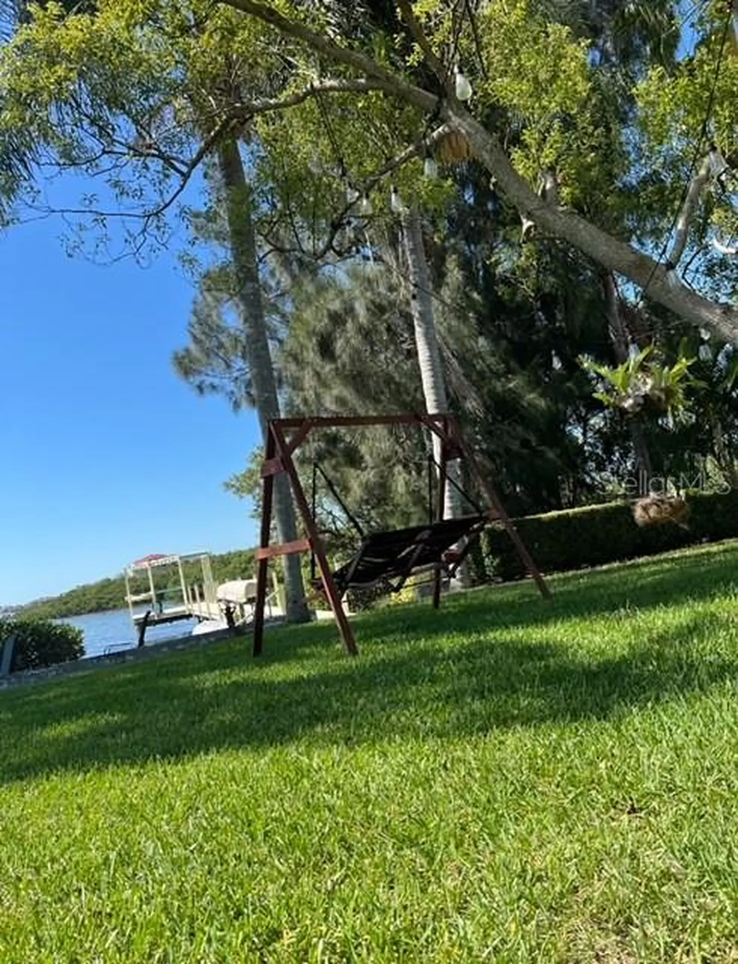 1624 Sea Breeze Drive Tarpon Springs FL 34689