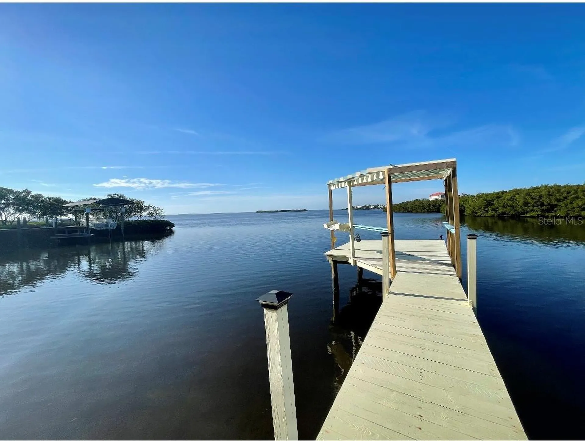 1624 Sea Breeze Drive Tarpon Springs FL 34689