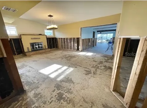 1624 Sea Breeze Drive Tarpon Springs FL 34689