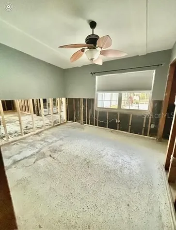 1624 Sea Breeze Drive Tarpon Springs FL 34689