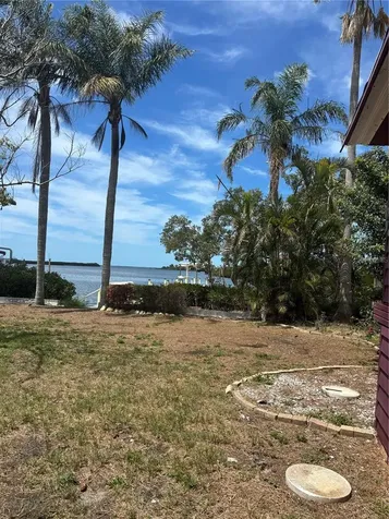 1624 Sea Breeze Drive Tarpon Springs FL 34689