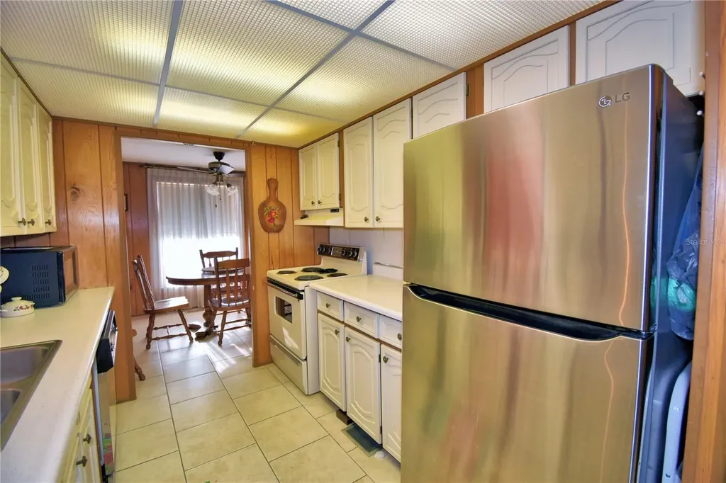 150 Holiday Lane Auburndale FL 33823