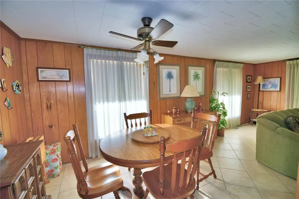 150 Holiday Lane Auburndale FL 33823