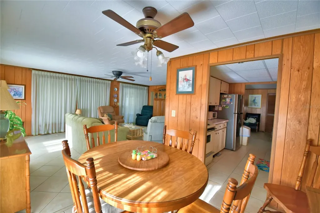 150 Holiday Lane Auburndale FL 33823