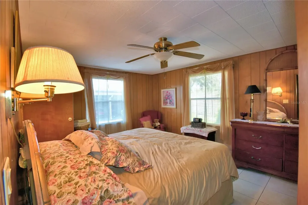 150 Holiday Lane Auburndale FL 33823