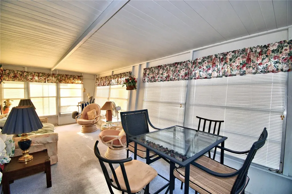 150 Holiday Lane Auburndale FL 33823