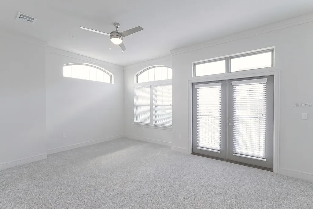 1420 Lakefront Drive Sarasota FL 34240