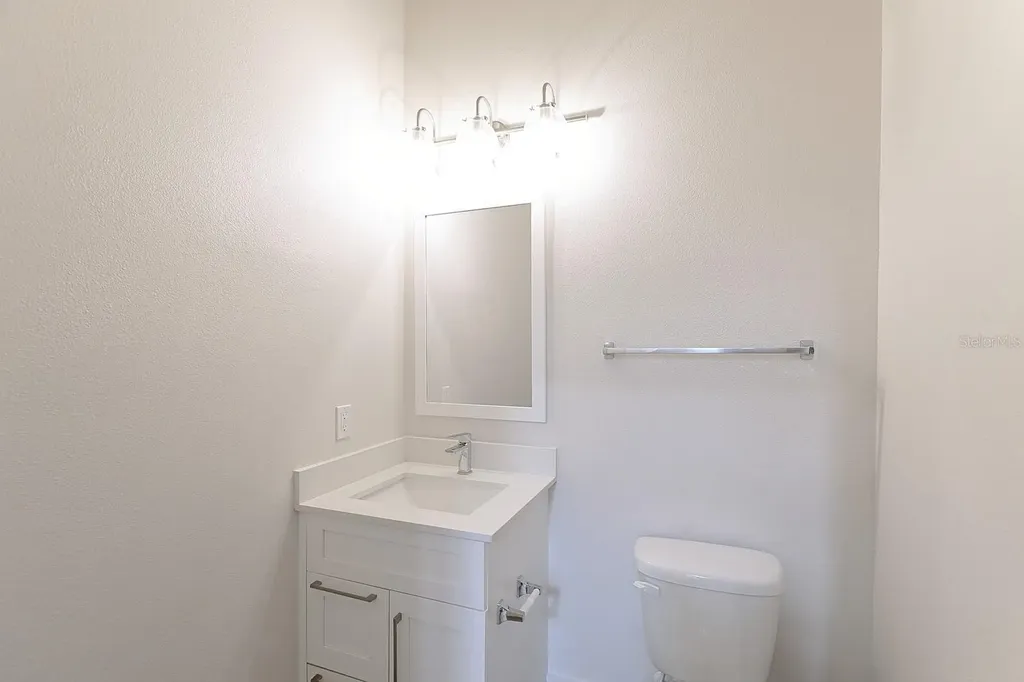 1420 Lakefront Drive Sarasota FL 34240