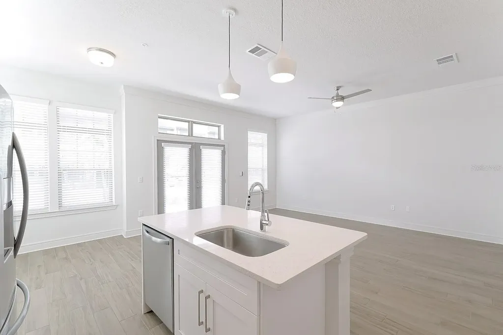 1420 Lakefront Drive Sarasota FL 34240
