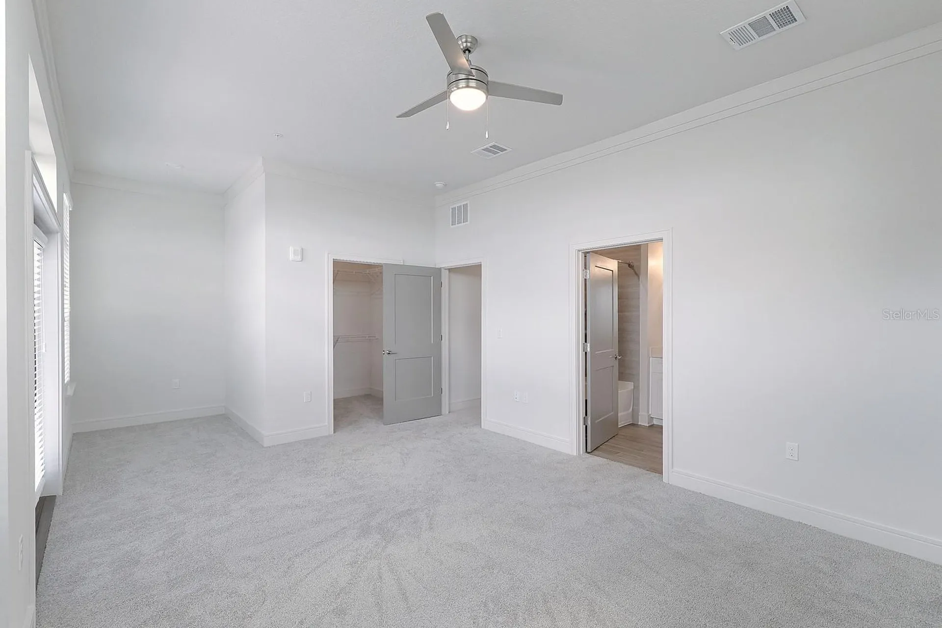 1420 Lakefront Drive Sarasota FL 34240
