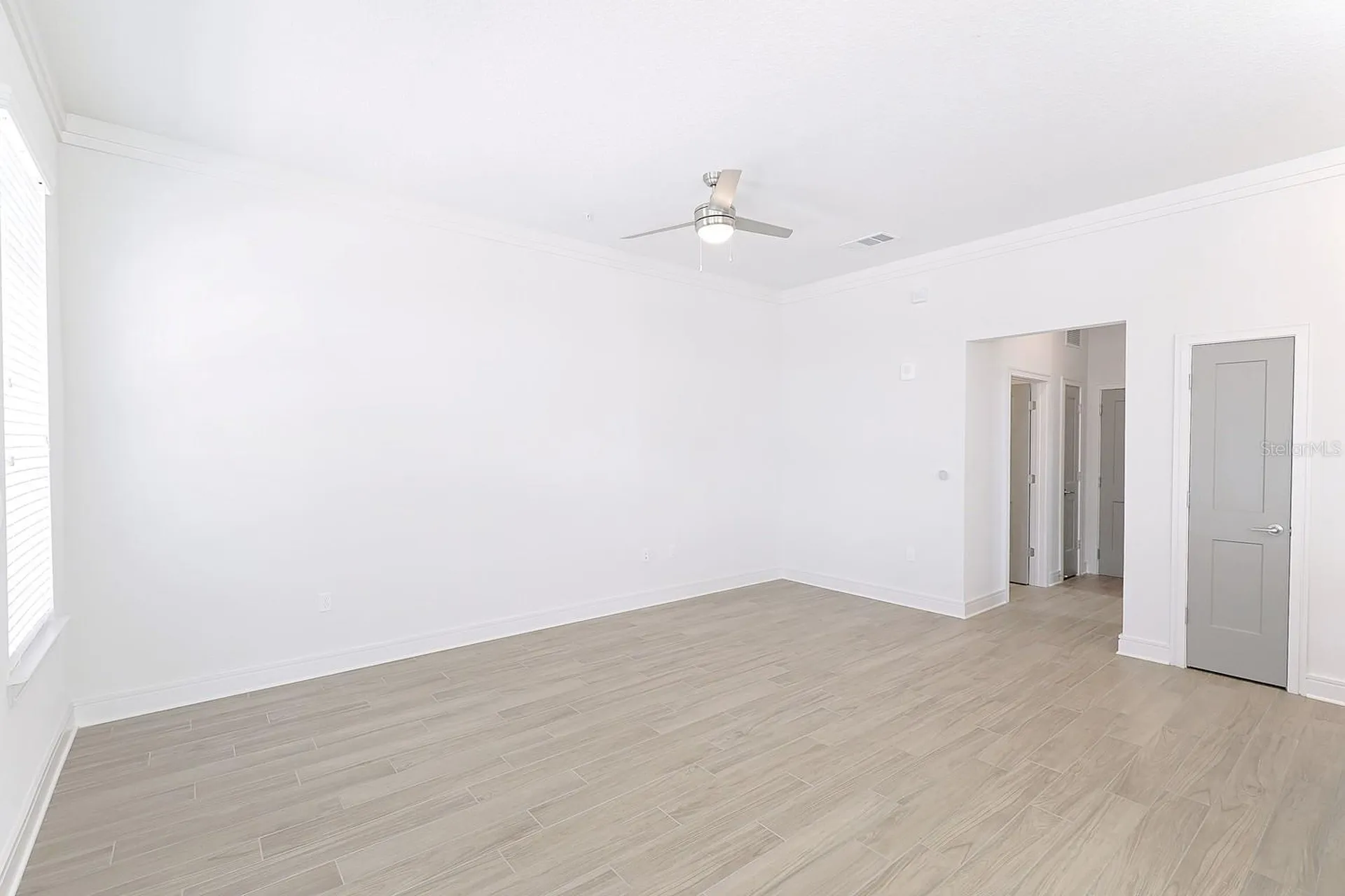 1420 Lakefront Drive Sarasota FL 34240
