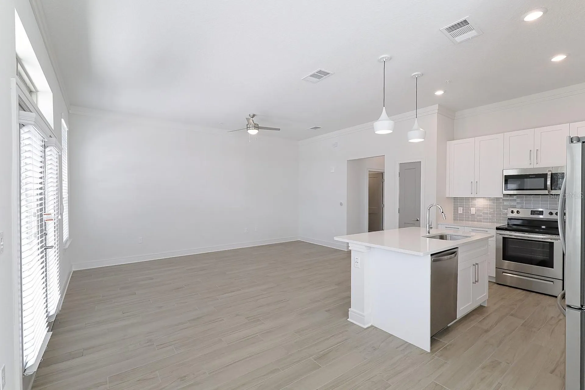 1420 Lakefront Drive Sarasota FL 34240
