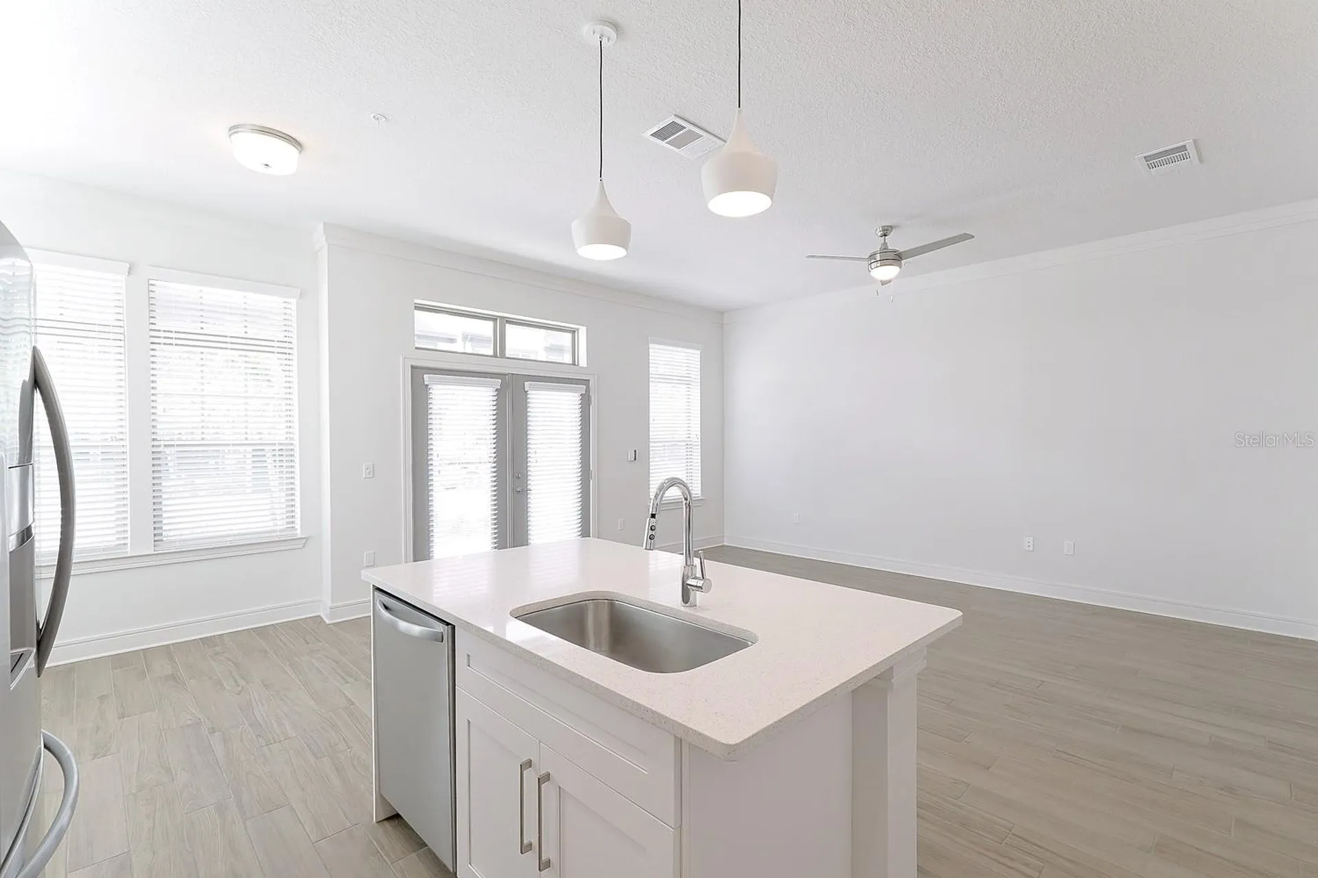 1420 Lakefront Drive Sarasota FL 34240