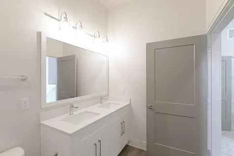 1420 Lakefront Drive Sarasota FL 34240