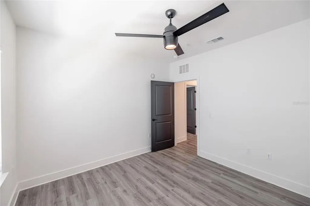 1420 Lakefront Drive Sarasota FL 34240