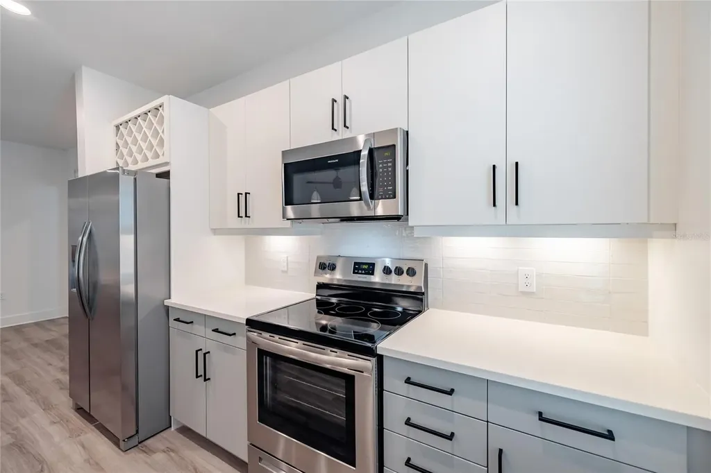 1420 Lakefront Drive Sarasota FL 34240