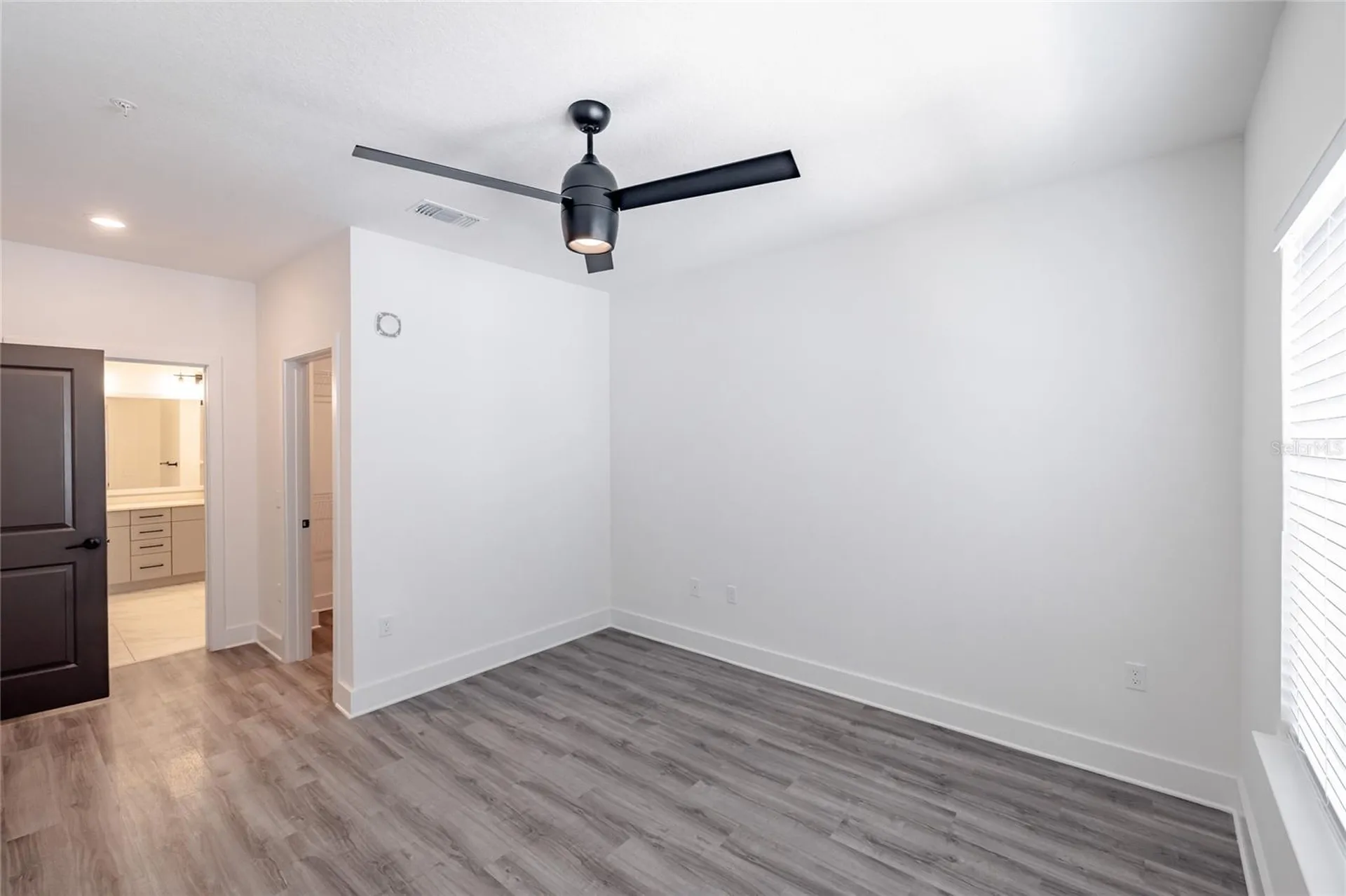 1420 Lakefront Drive Sarasota FL 34240