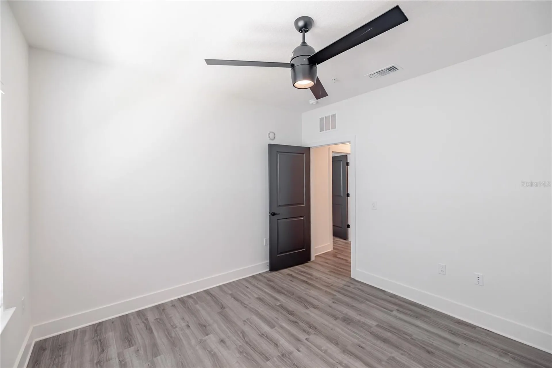 1420 Lakefront Drive Sarasota FL 34240