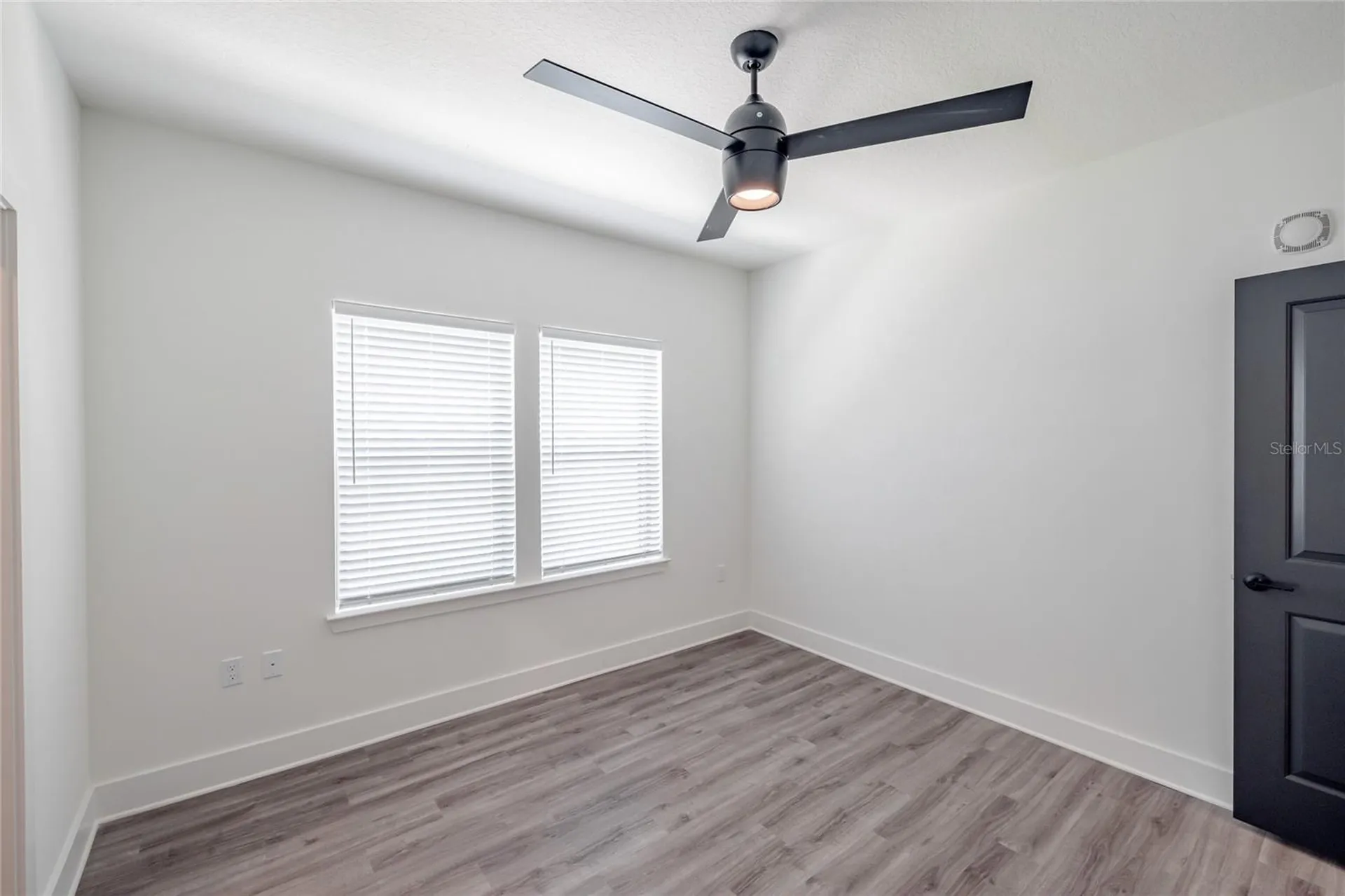 1420 Lakefront Drive Sarasota FL 34240