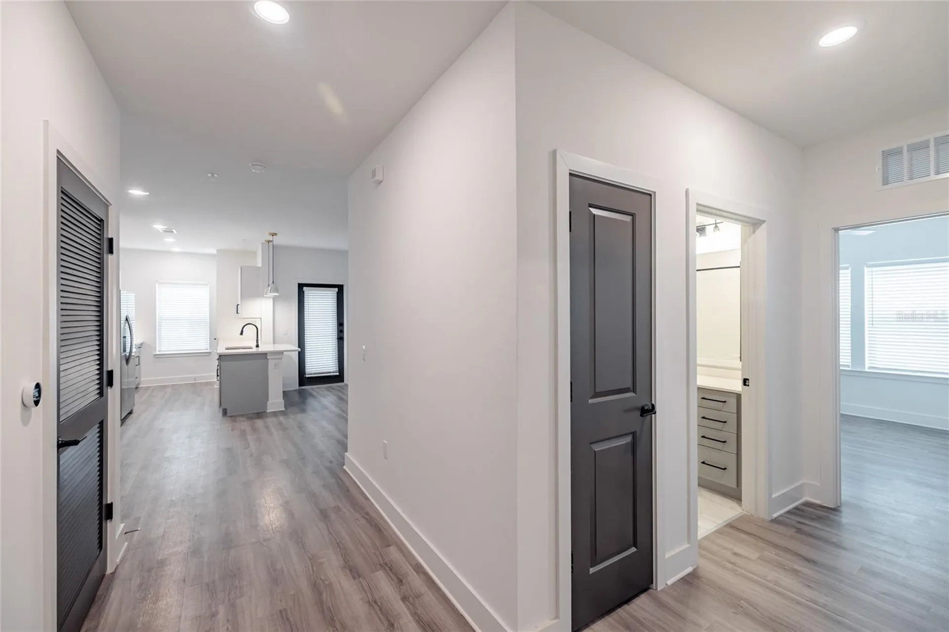 1420 Lakefront Drive Sarasota FL 34240