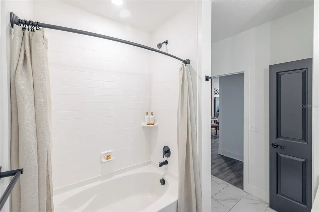 1420 Lakefront Drive Sarasota FL 34240