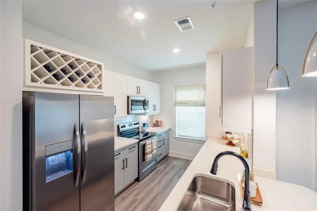 1420 Lakefront Drive Sarasota FL 34240