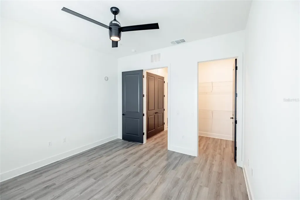1420 Lakefront Drive Sarasota FL 34240