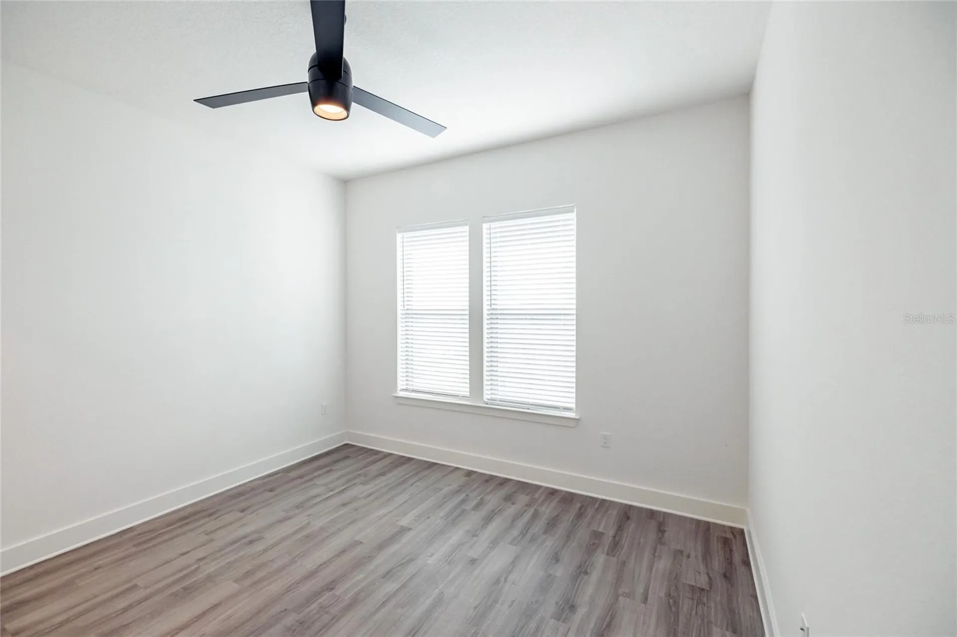 1420 Lakefront Drive Sarasota FL 34240