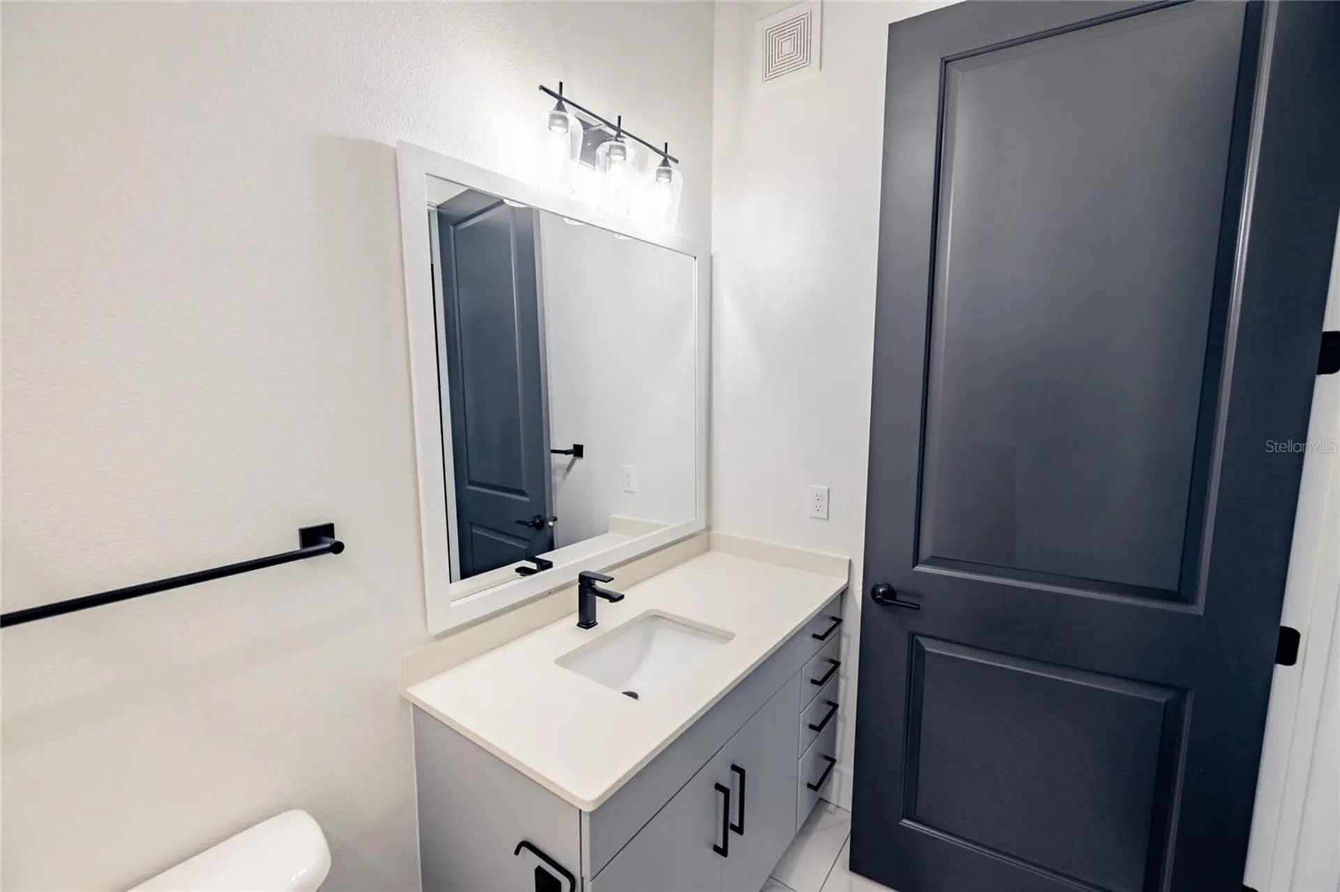 1420 Lakefront Drive Sarasota FL 34240
