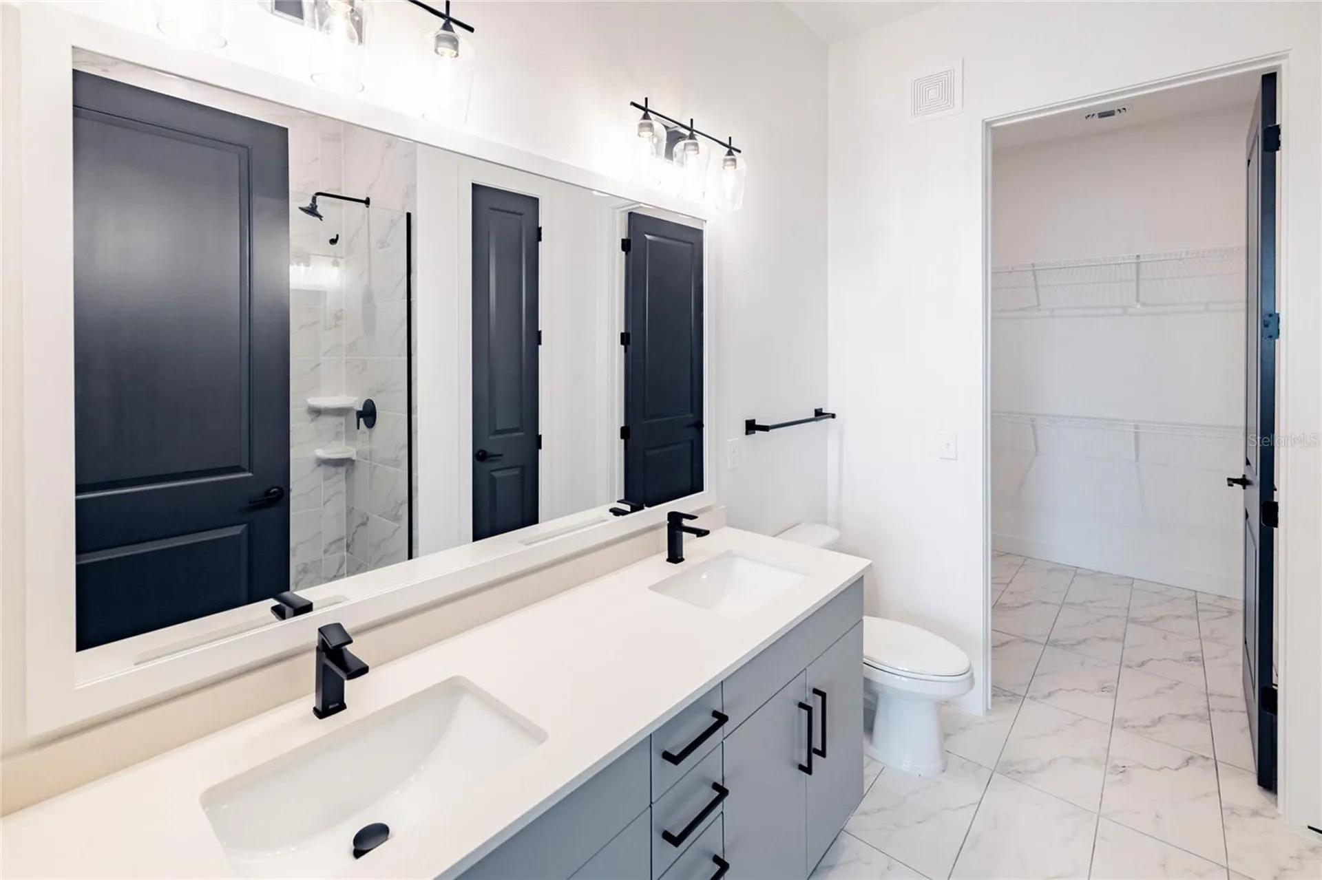 1420 Lakefront Drive Sarasota FL 34240
