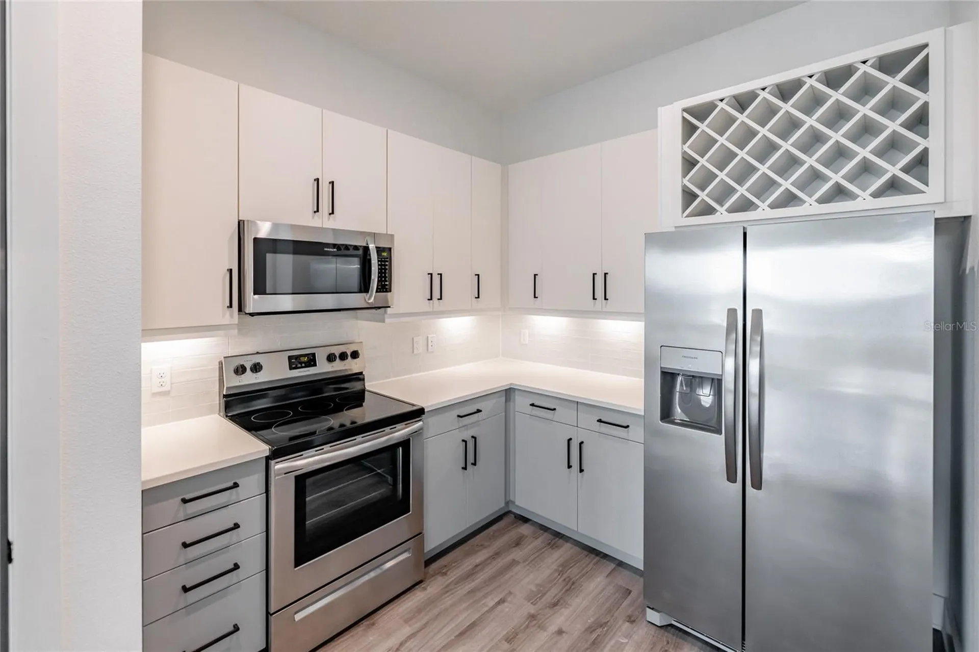 1420 Lakefront Drive Sarasota FL 34240